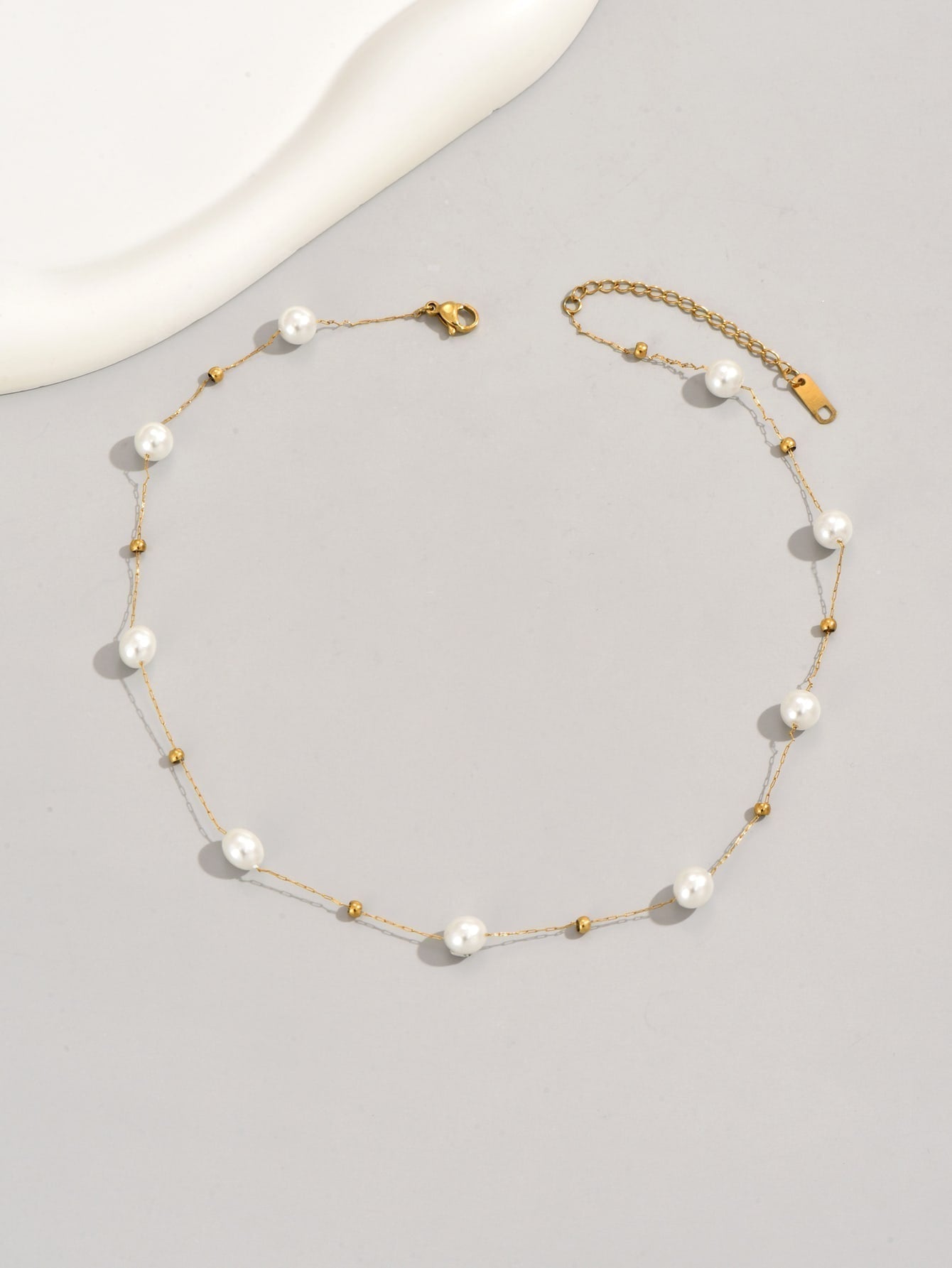 Intercalated Synthetic Pearl Necklace