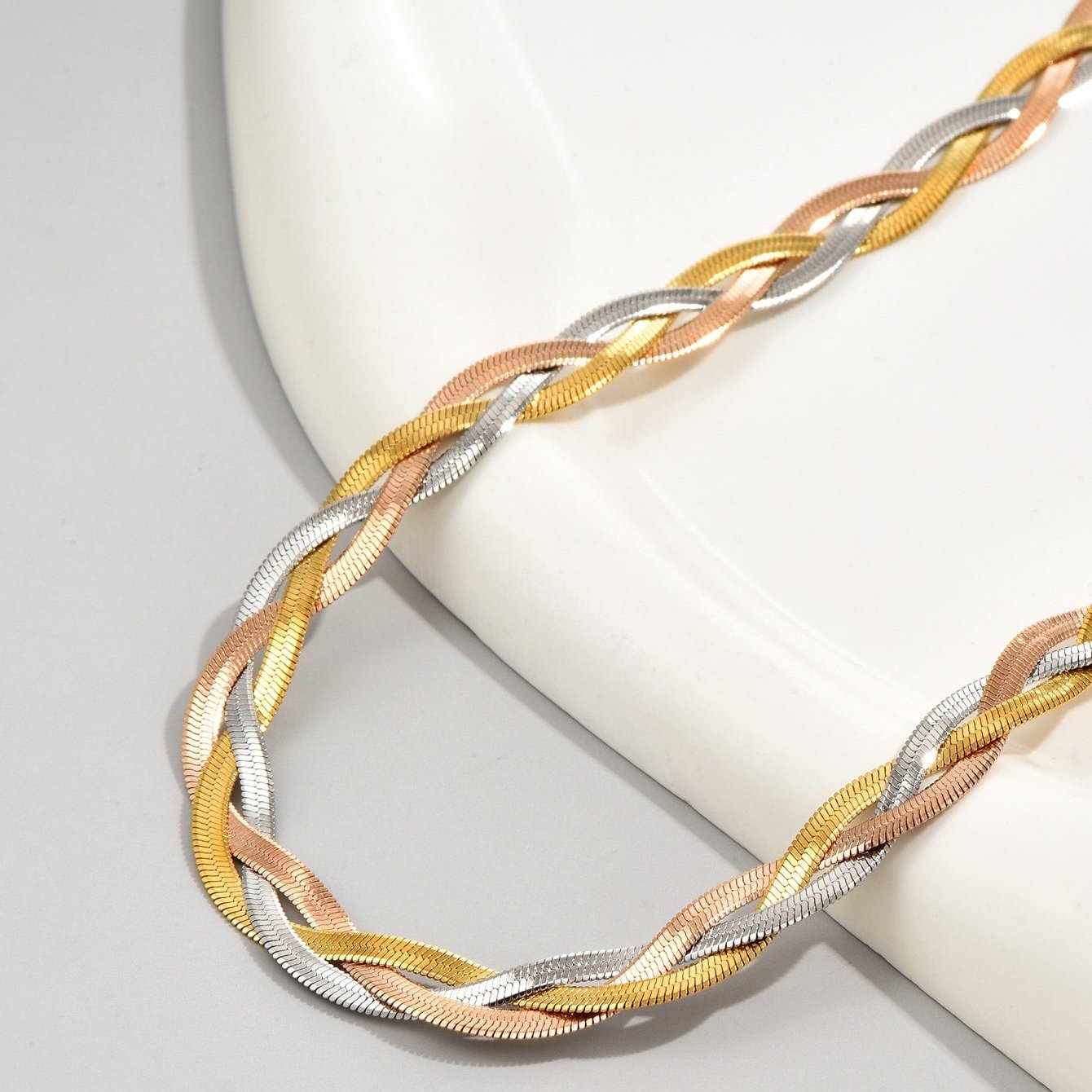 Tricolor Braided Laminated Choker