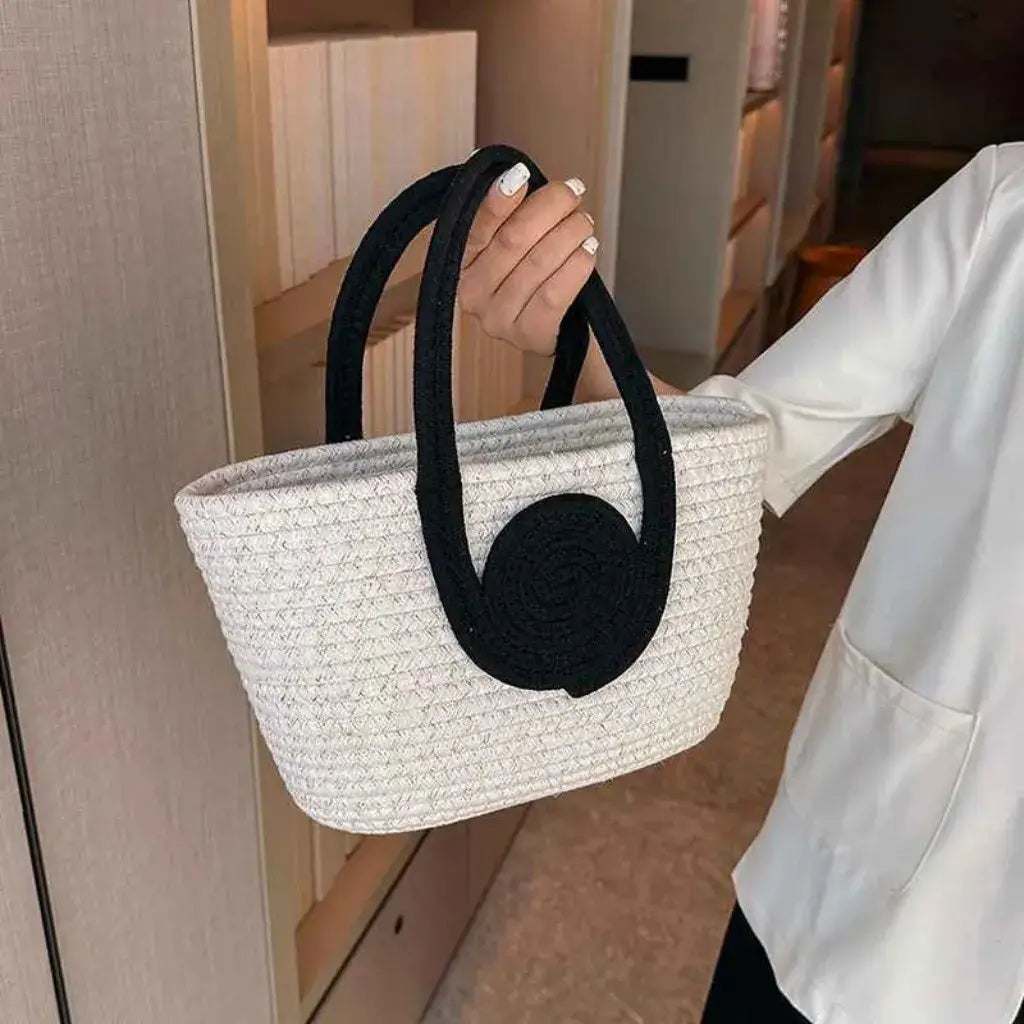 Nature Beige Straw Clutch