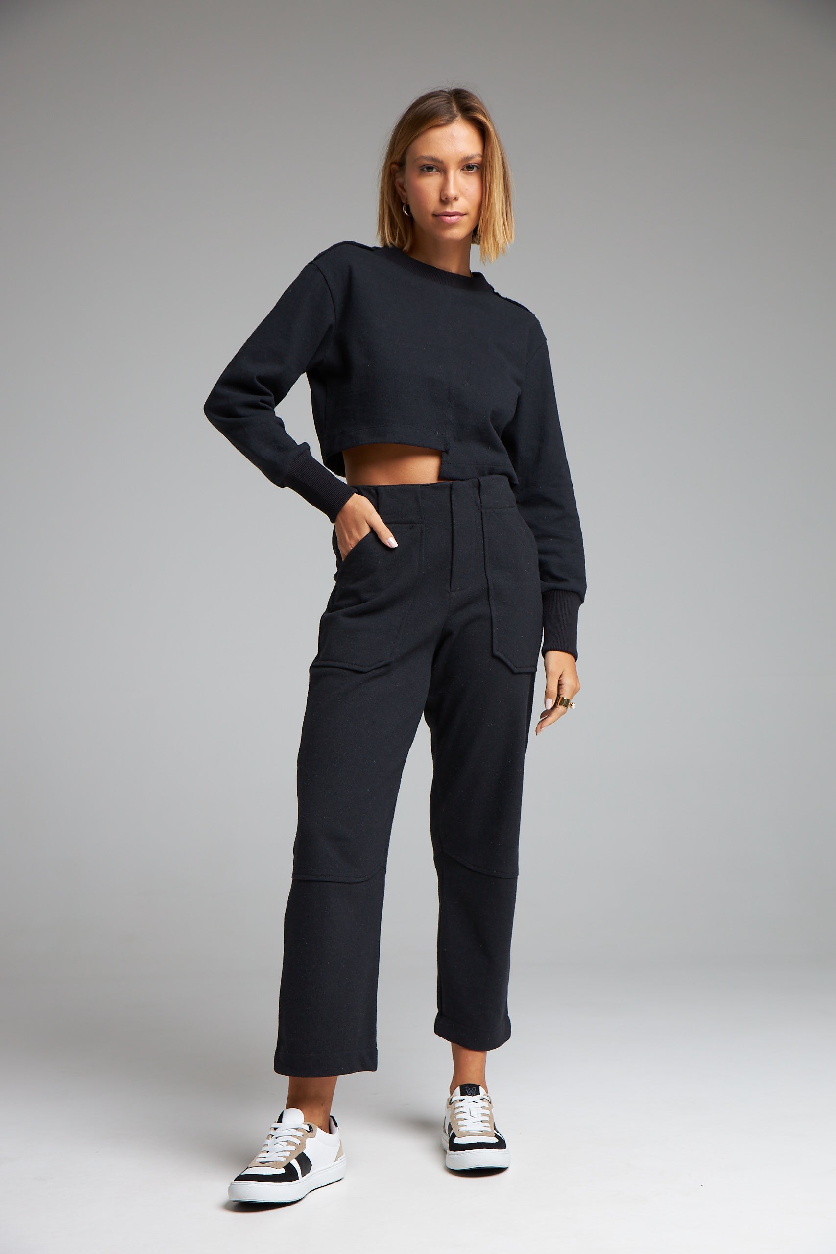 Cropped Ecos – Black