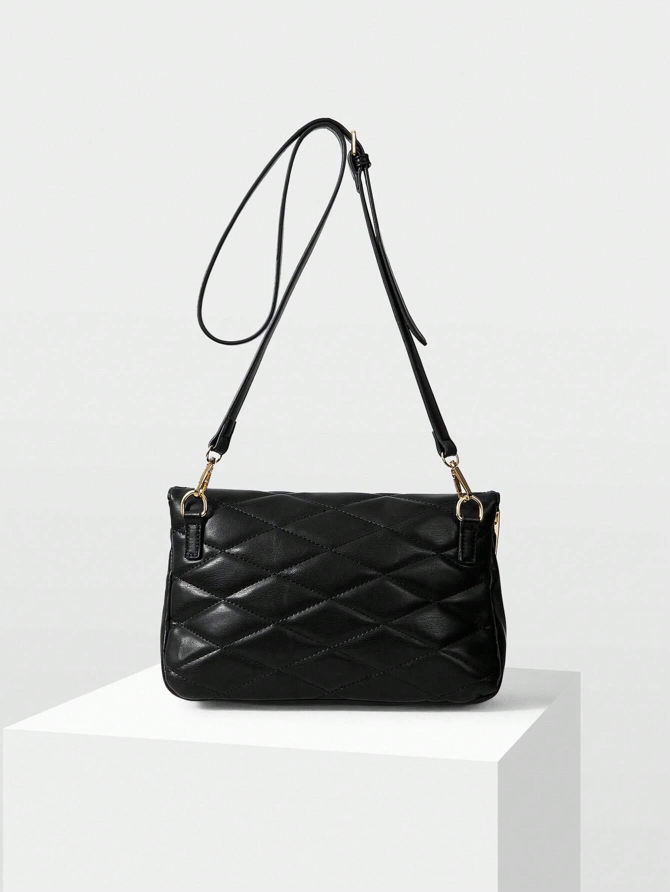 Crossbody Bag with Flap and Chain - Aurelia